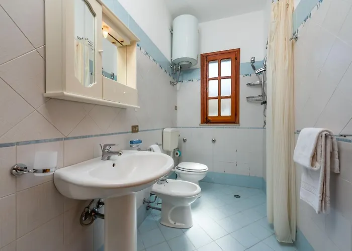 Casa Azzurra 2 * 산비토로카포